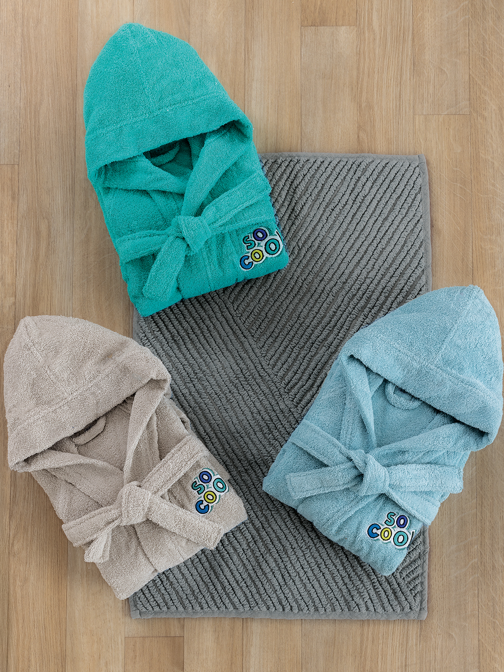 Μπουρνούζι με Κουκούλα Kids Bath COOL GREEN 4-6 Μπουρνούζι με Κουκούλα Kids Bath COOL GREEN 4-6