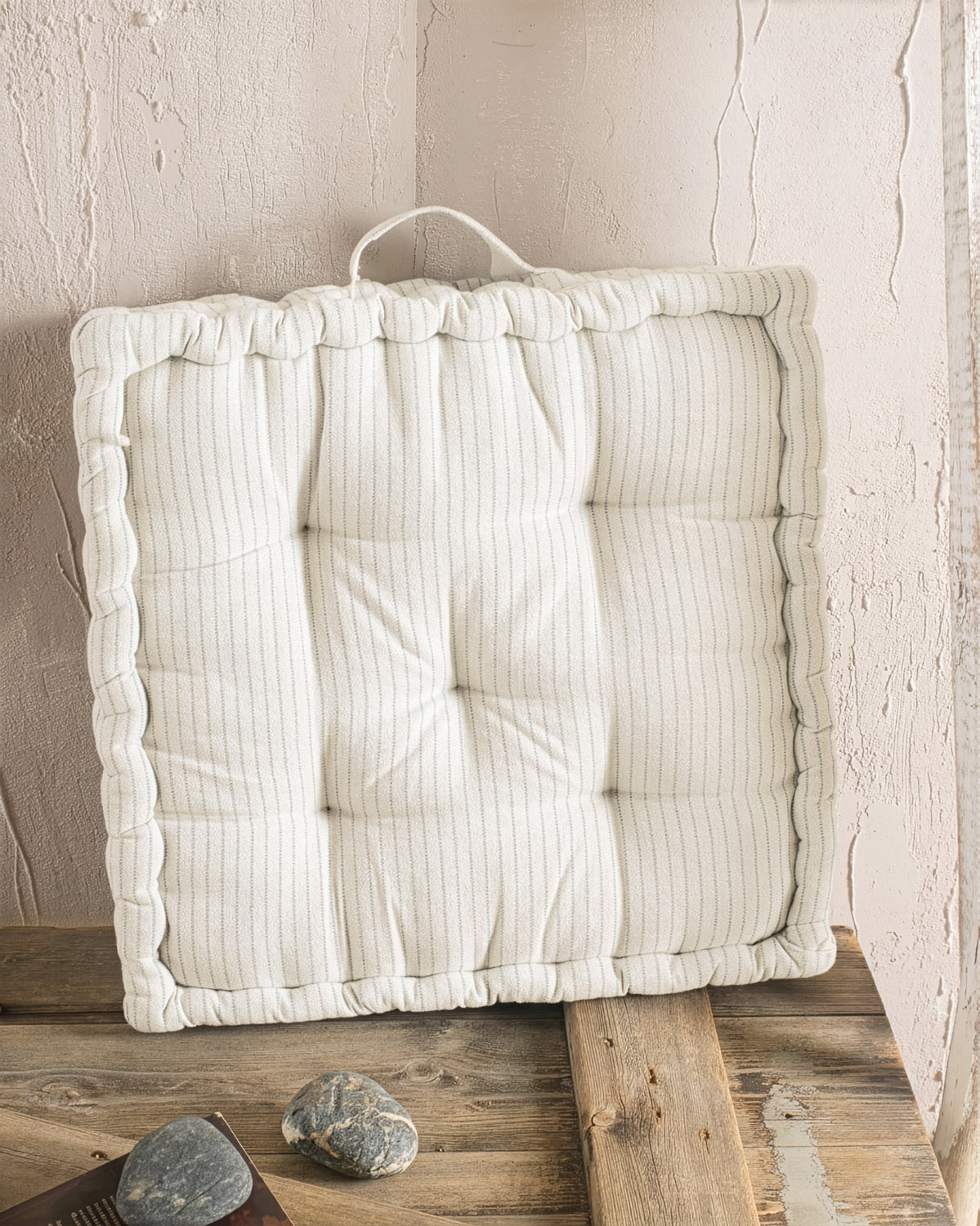 Linen Μπεζ Ριγε - Μαξιλαρι Δαπεδου 50x50x10 Φυσικο-μπεζ Ριγα Linen Μπεζ Ριγε - Μαξιλαρι Δαπεδου 50x50x10 Φυσικο-μπεζ Ριγα