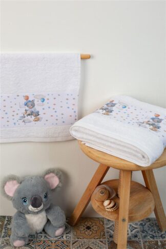 Πετσέτα Με Ψηφιακή Εκτύπωση Σετ 2 τεμ Bebe Painter 132 30×50,70×140 Λευκό Πετσέτα Με Ψηφιακή Εκτύπωση Σετ 2 τεμ Bebe Painter 132 30×50,70×140 Λευκό