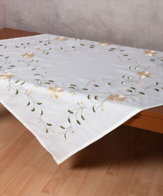 Χριστουγεννιάτικο τραπεζοκαρέ (135cm x 135cm) 189 Χριστουγεννιάτικο τραπεζοκαρέ (135cm x 135cm) 189