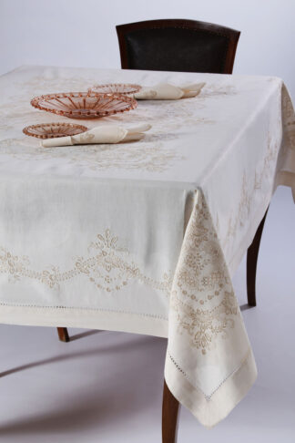Χειροποίητο τραπεζομάντηλο 3X43 (170cm x 220cm) μπέζ Χειροποίητο τραπεζομάντηλο 3X43 (170cm x 220cm) μπέζ