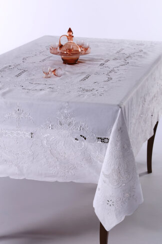 Χειροποίητο τραπεζομάντηλο 6011 (170cm x 220cm) Χειροποίητο τραπεζομάντηλο 6011 (170cm x 220cm)