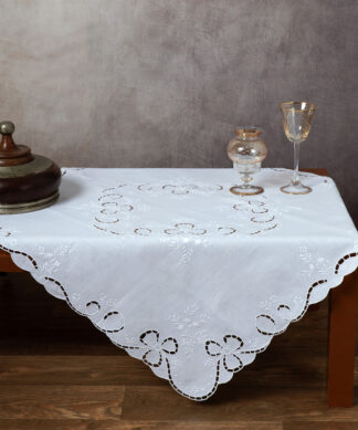 Χειροποίητο κοφτό καρέ 604 (90cm x 90cm) λευκό Χειροποίητο κοφτό καρέ 604 (90cm x 90cm) λευκό