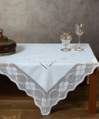 Χειροποίητο τραπεζομάντηλο 6220 (180cm x 180cm) Χειροποίητο τραπεζομάντηλο 6220 (180cm x 180cm)