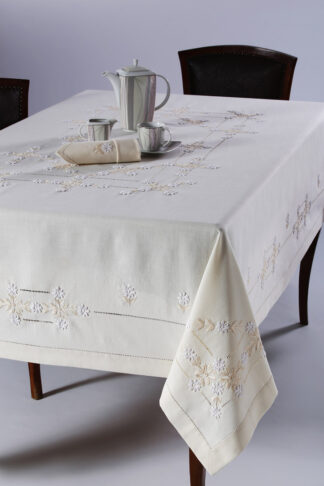 Χειροποίητο τραπεζομάντηλο 7083 (170cm x 270cm) Χειροποίητο τραπεζομάντηλο 7083 (170cm x 270cm)