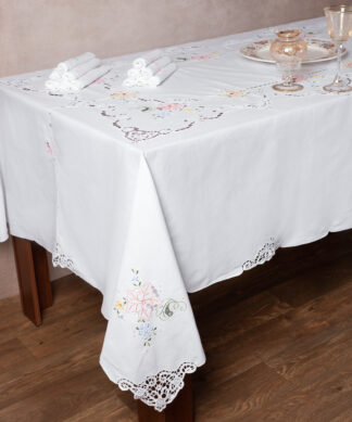 Χειροποίητο τραπεζομάντηλο 800a (160cm x 300cm) λευκό με χρώμα Χειροποίητο τραπεζομάντηλο 800a (160cm x 300cm) λευκό με χρώμα