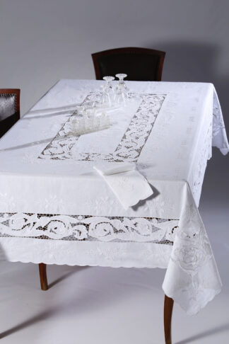 Χειροποίητο τραπεζομάντηλο 9895 (170cm x 220cm) Χειροποίητο τραπεζομάντηλο 9895 (170cm x 220cm)