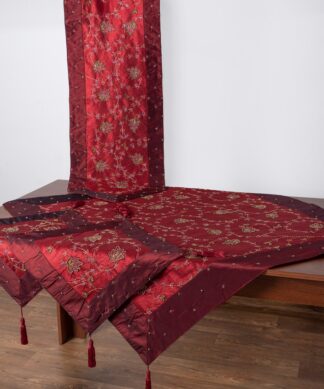 Σετ 4 τεμαχίων (100cm x 100cm, 40cm x 130cm, 2x40cm x 40cm) Ήρα Μπορντώ Σετ 4 τεμαχίων (100cm x 100cm, 40cm x 130cm, 2x40cm x 40cm) Ήρα Μπορντώ