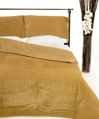 Κουβερλί σετ (220cm x 240cm + 2 x 50cm x 70cm) Velvet χρυσό Κουβερλί σετ (220cm x 240cm + 2 x 50cm x 70cm) Velvet χρυσό